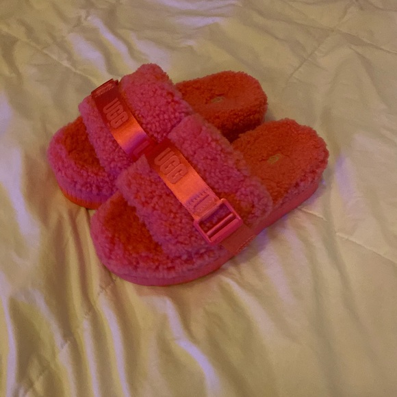 Brand new UGG slippers/sandals no box size 8 women’s - Picture 1 of 6